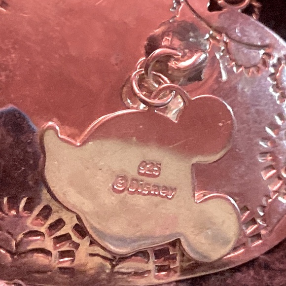 NIB Disney Accutime Mickey⌚️🪩5 Leather Bands❤️🖤🤎🤍18”chain+Mickey🤍Pendant